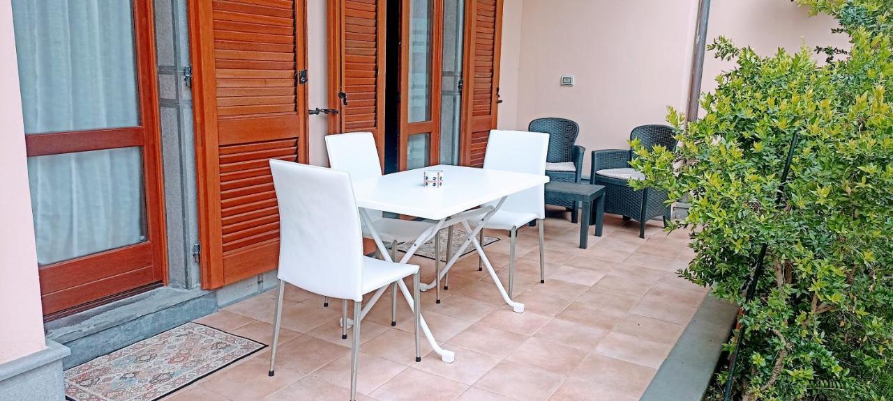 Appartement Casa Lilla 1 E 2 à Oristano Extérieur photo
