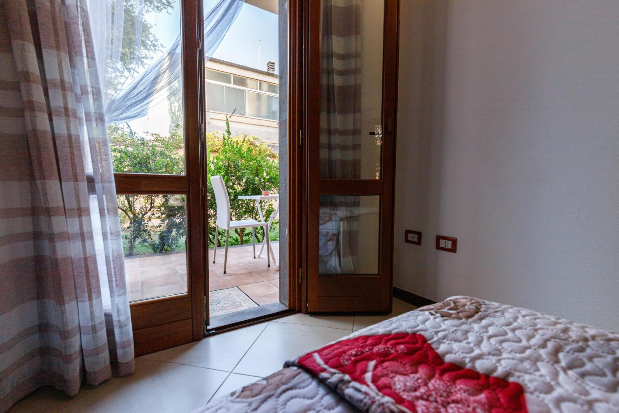 Appartement Casa Lilla 1 E 2 à Oristano Chambre photo